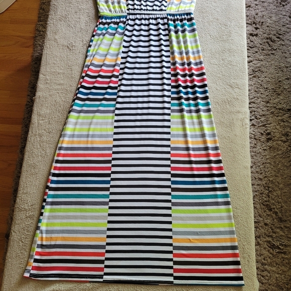 Laundry by Design halter maxi dress size medium - Picture 9 of 11
